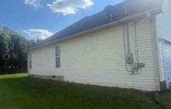 1504 Rockview Circle, Weaver, AL 36277