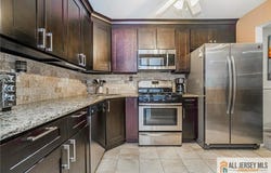 1310 Stoneridge Circle, Helmetta, NJ 08828