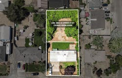 2078 DEWEY St, Eugene, OR 97402