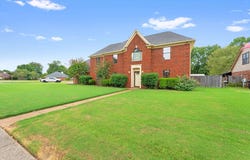 6598 STONETRACE Dr, Bartlett, TN 38135