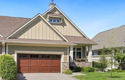 8752 Lake Riley Drive, Chanhassen, MN 55317