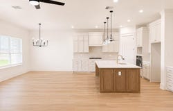 1614 Hunt Dr, Salado, TX 76571