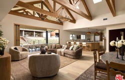 3033 Clarmeya Ln, Pasadena, CA 91107