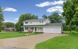 2404 Stoney Brook Drive, O'Fallon, MO 63368