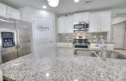 208 Oak Leaf Dr., Longs, SC 29568