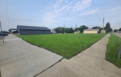 302 3rd Street W, BOTTINEAU, ND 58318