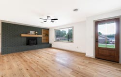 1 Lakeview Cir, Clarksville, AR 72830