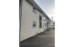 7645 S Roberts Road, Bridgeview, IL 60455