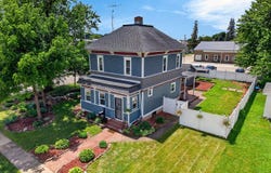 203 Williams St, Randolph, WI 53956