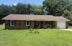 1570 Crowndale Drive, Sumter, SC 29150