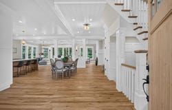 28 Quaker Run Road, Mashpee, MA 02649