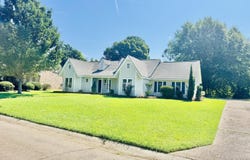 124 Westlake Drive, Brandon, MS 39047