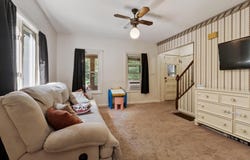 2 Williams Street, Templeton, MA 01436