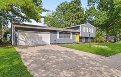 1906 Winchester Drive, Champaign, IL 61821