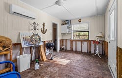433 SE Granger Dr, Steinhatchee, FL 32359