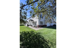 898 Providence Drive, Shakopee, MN 55379