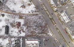 Berkshire, Bloomfield Twp, MI 48302