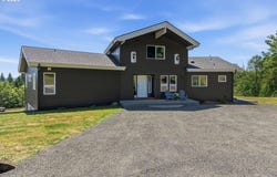 262 BUNKER HILL Rd, Longview, WA 98632