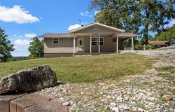 44 Hopi Ln, Perryville, MO 63775