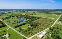 9101 SE State Route EE, Cameron, MO 64429