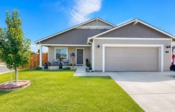596 E LAUREN Ave, Hermiston, OR 97838