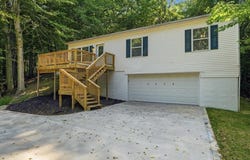 2456 Apple Valley Drive, Howard, OH 43028