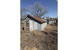 7210 E 30th Ave, Hutchinson, KS 67502