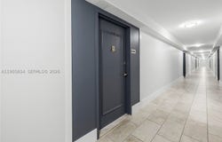 6039 Collins Ave, Miami Beach, FL 33140