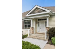 1452 Steeplechase Lane, Eagan, MN 55122