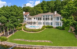 302 Crown Point Drive, Four Seasons, MO 65049