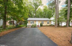 38 FAIRWAY Lane, BERLIN, MD 21811