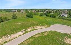13320 Winner's Circle, Smithville, MO 64089