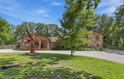 4585 Esquire Lane, Carthage, MO 64836