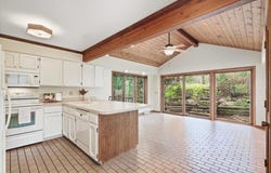 2621 Mission Circle, Madison, WI 53713