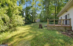 19105 WAYNE Drive, TRIANGLE, VA 22172
