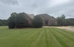 104 Garden Park Dr, Saltillo, MS 38866