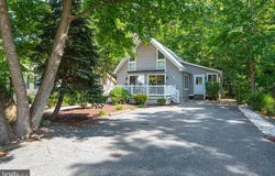 17 KING RICHARD Road, OCEAN PINES, MD 21811