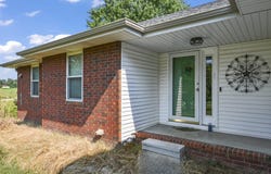 221 E New Melville Road, Willard, MO 65781