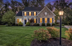 2711 Palmer Lane, Avon, OH 44011