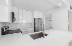 345 Ocean Dr, Miami Beach, FL 33139