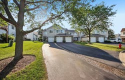 1016 Spring Court, Darien, IL 60561