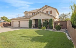 1315 Acres Way, Hanford, CA 93230