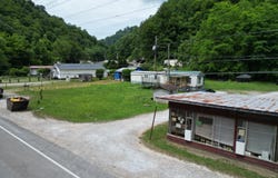 18 The Store Lane, Viper, KY 41774