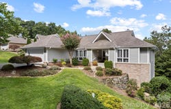 414 Ledgemont Court, Flat Rock, NC 28731