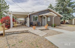 9751 Gloria Rd, Middleton, ID 83644