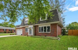 64 Marchelle Avenue, Springfield, IL 62702