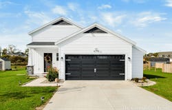 4272 Old Farm Drive, Wayland, MI 49348