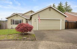 126 LILLY Ct, Sutherlin, OR 97479