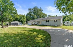 2620 Piper Lane, Springfield, IL 62707