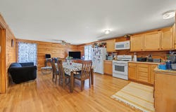 866 Lewiston Road, New Gloucester, ME 04260